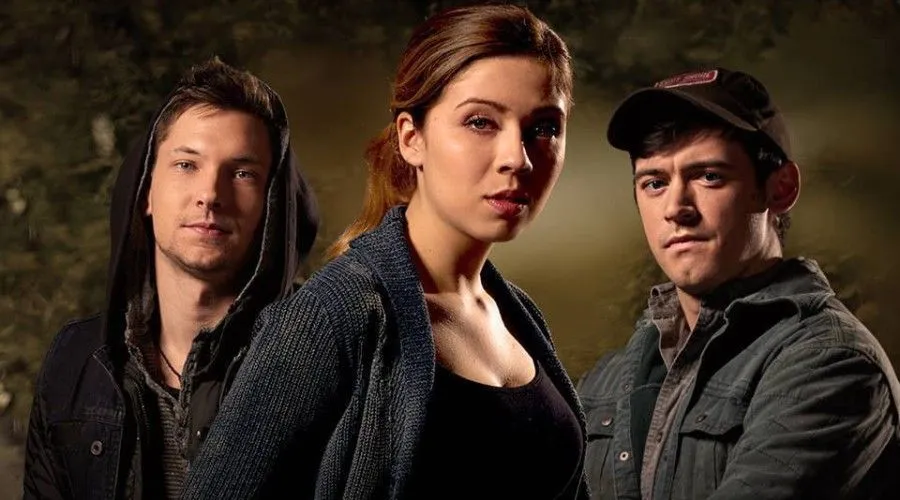 Kıyameti Konu Alan Diziler - Between